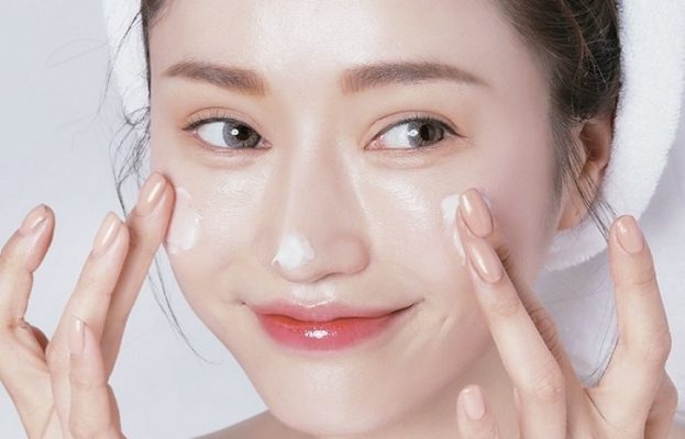 9 bước chăm sóc da mặt đúng cách cơ bản tại nhà