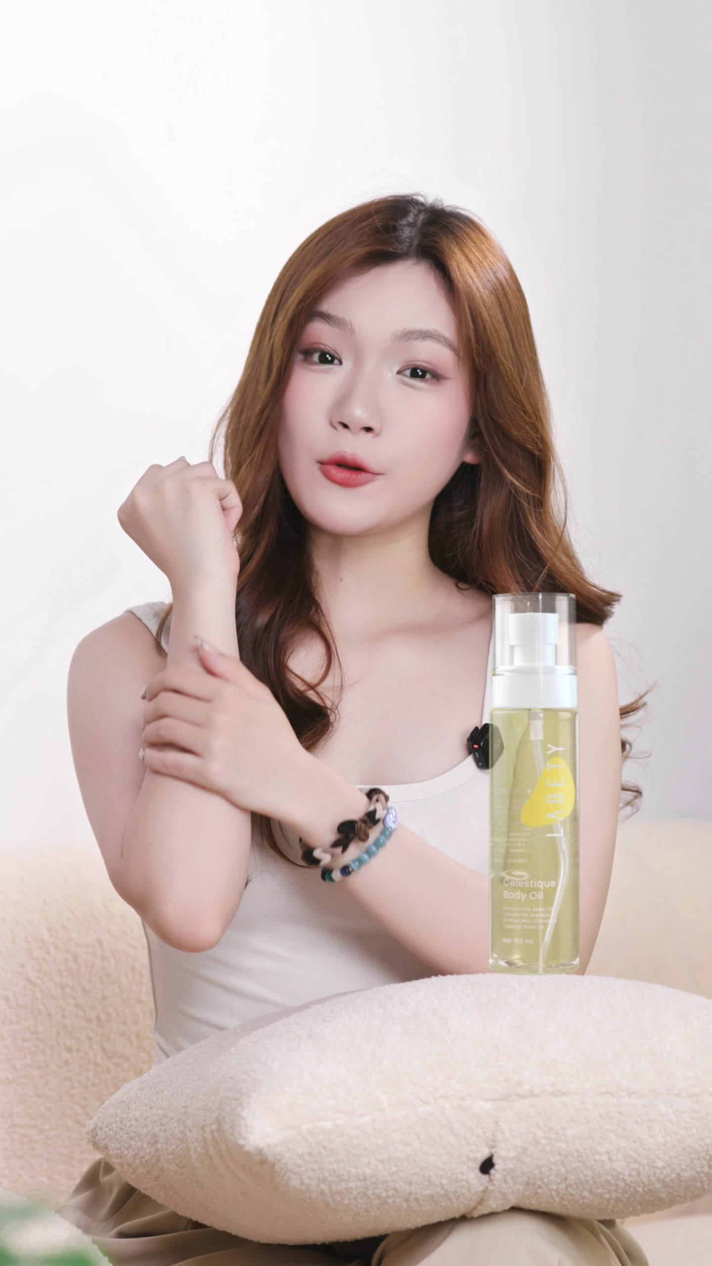 tvc combo body oil + tẩy tế bào.mp4 snapshot 00.21.576